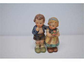 (#65) Vintage Goebel Hummel W. Germany - Young Boy And Girl With Flowers