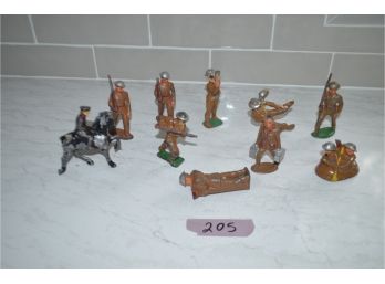(#205) Vintage Barclay Manoil Lead Metal Military Toy Soldiers (10)
