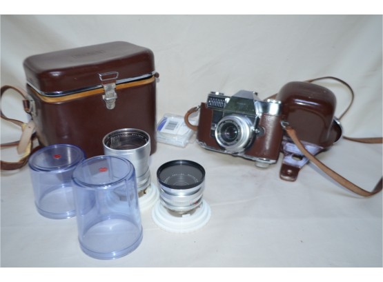 (#67) Vintage Kodak Retina Reflex III Camera Schneider Kreuznach 4/28mm Lense And 4/135mm Lense