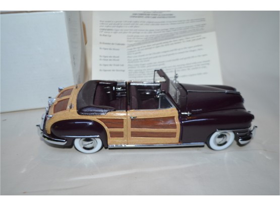 (#47) 1948 Chrysler Town And Country Danbury Mint Die Cast 1/24 Scale In Box