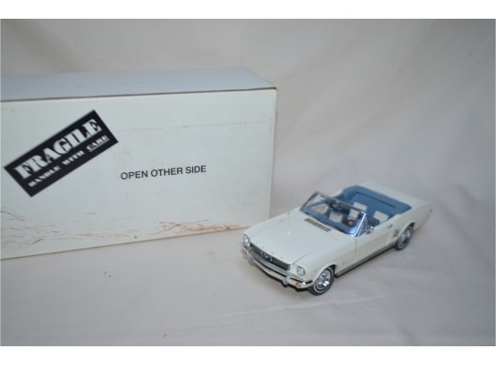(#59) 1966 Ford Mustang Danbury Mint Die Cast 1/24 Scale In Box