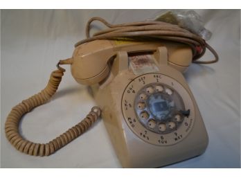 (#32) Vintage Rotary Desk Top Telephone