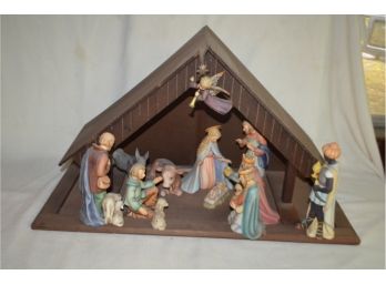 Vintage Hummel Goebel Nativity (12 Pieces) With Stable