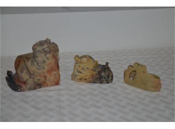 (#113) Soap Stone (one Has Broken Piece Off), 2 Smaller Soap Stone