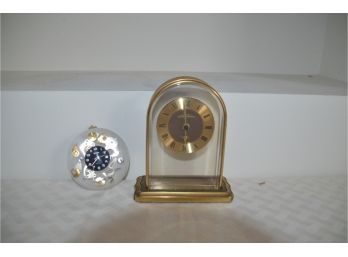 (#81) Seth Thomas Quartz Brass Clock And Lucite Zentra Safari 3.5'Round