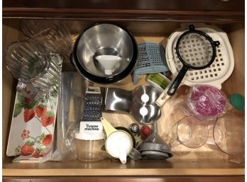 (#231) Assorted Plastic Ware : Measuring Cups, Mixing Bowls, Funnels, Grater & More
