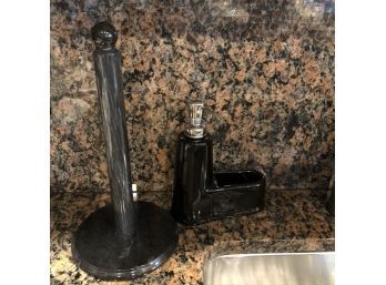 (#205)Paper Towel Hold And Soap Dispenser