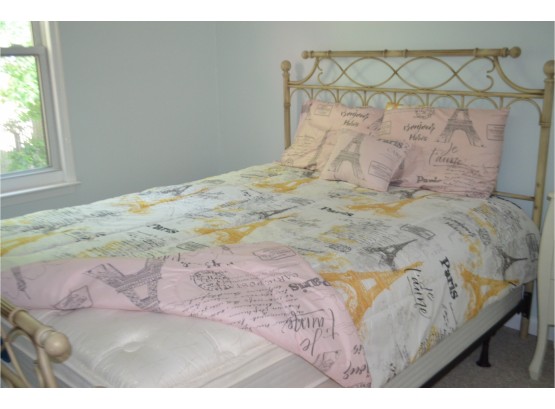(#112) Queen Reversible Comforter Set Pink Paris Design (Comforter, 2 Pillows, 1 Decor Pillow)