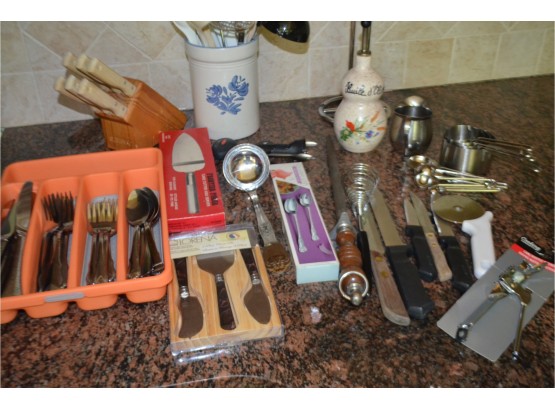 (#96) Assortment Of Kitchen Gadgets