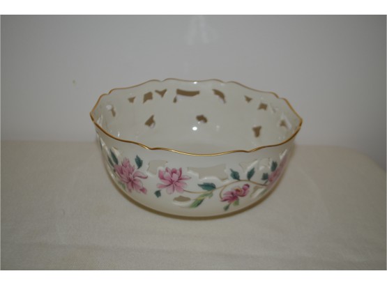 (#10) Lenox Bowel With Roses 'Barrington Collection'