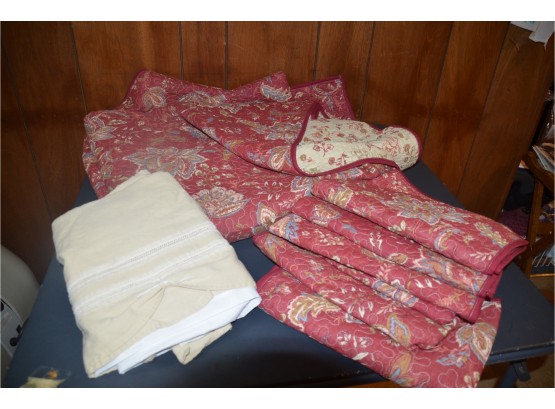 (#101) Full Size Reversible Comforter, 6 Shams, Bed Skirt