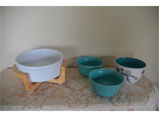 (#62) Ceramic Bowls (4)