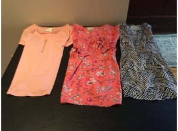 Assortment Of Clothing (look At All Pictures)