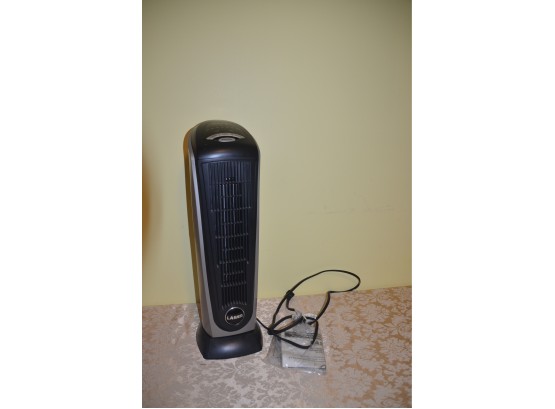 (#31) Lasko Tower Heater With Remote Control Model 751320 With Manuel - Works