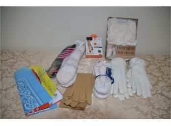 (#39) ALL NEW Winter Heatable Hot Boots, Gloves, Socks, Slippers