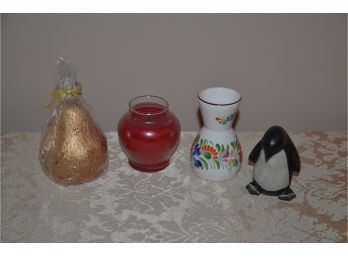 (#17) Candles (2), Mini Penguin, Bud Vase