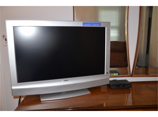 (#11) Sony Bravia LCD HDTV Monitor Feb. 2006 Model KLV-32U100M