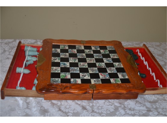 (#56) Portable Chess Set Inlaid Tiles Brass Trim (piece Missing)
