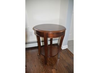 (#1) Round Side Accent End Table