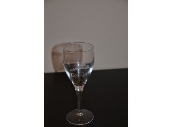 (#7) Edinburgh Castle Wine Glass (1)