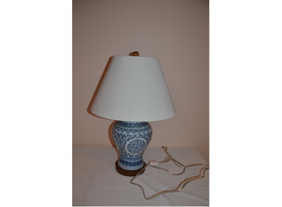 (#49) Blue And White Table Lamp Wood Base 22'H
