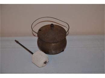 (#62) Metal Pot For Fireplace Starter Fuel