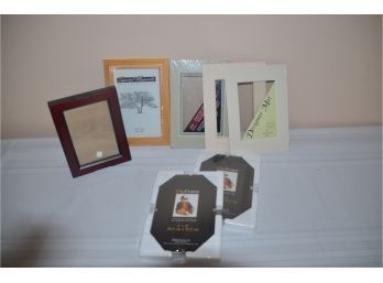 (#35) Assortment Of Picture Frames 4x6