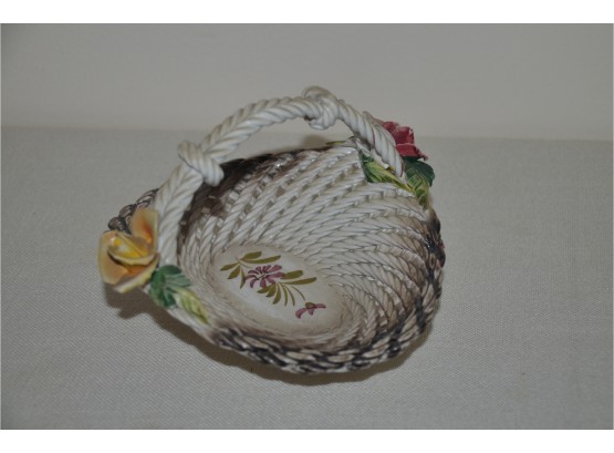 (#75) Bassano Porcelain Weave Basket