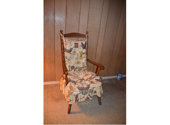Vintage Colonial Spindle Chair With Removable Cushion