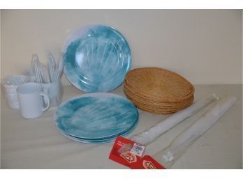 (#134) Plastic Summer Outdoor Plates, Flatware, Wicker Paper Plate Holder
