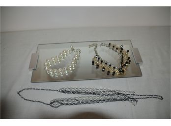 (#146) Mirrored Jewelry Tray Costume Jewelry Pieces