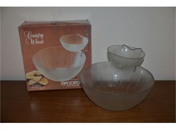(#60) Vintage NEW In Box Country Wheat Chip And Dip Set