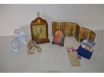 (#103) Assortment Of Religious Items (8)