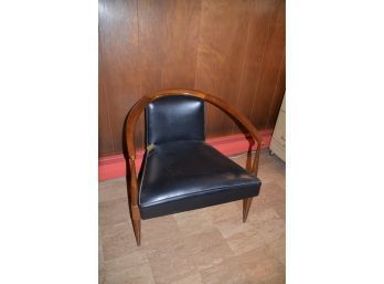 (#146) MCM Single Black Leather Wood Frame Side Accent Chair