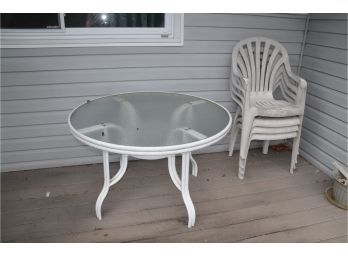 Outdoor Patio Table And 4 Chairs