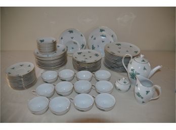 Fein Bayreuth Bavaria Germany China Dish 75 Pieces Set 5 Place Setting, Serve Of 12 Plus 3 Serving Pieces