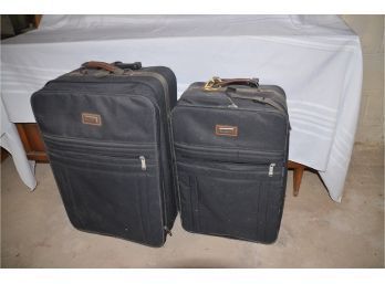 (#131) Ultimate Suitcase 2 Different Sizes