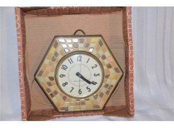 (#22) Vintage Wall Hanging Clock
