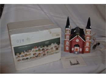 (#105) Ceramic Holiday Electric Light Yuletide 1988 Gothic Church - Box Included