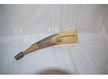 (#35B) Craved Horn Tusk (slight Damage Chipped)