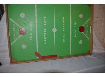(#101) Vintage National Hockey Table Top Game - One Stick