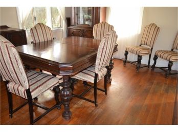 Antique Dining Table And 6 High-back Chairs With 2 Leafs And Pads