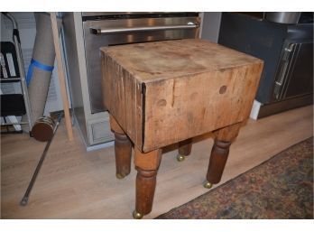 Antique 1800 Maple Dovetailed Butcher Block Solid Very Heavy On Wheels Legs Not Attached