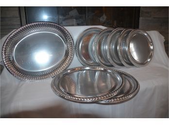 (#34) Silver Plastic Serving Trays 16'(2), 12'(5), Oval 18'(1)