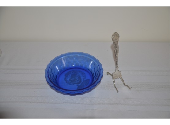 (#70) Vintage Cobalt Blue 1930 Depression Glass Etched Shirley Temple Bowl And Silver Plate Bend Fork Stand
