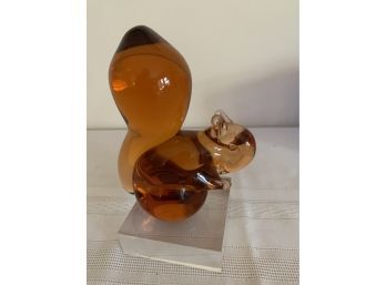 (#72) Wedgewood England Solid Amber Glass Squirrel Shaped Figurine Paperweight Ornament