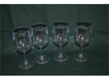 (#155) Plastic Acrylic Outdoor Wine Glasses Lot Of 4