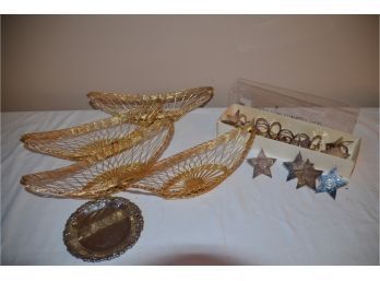 (#73) Vintage Gold Mesh Bread Baskets, 20 Silver Plate Star Napkin Rings