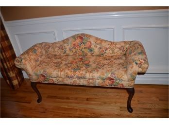 Traditional Sitting Bench Floral Fabric Mint Condition