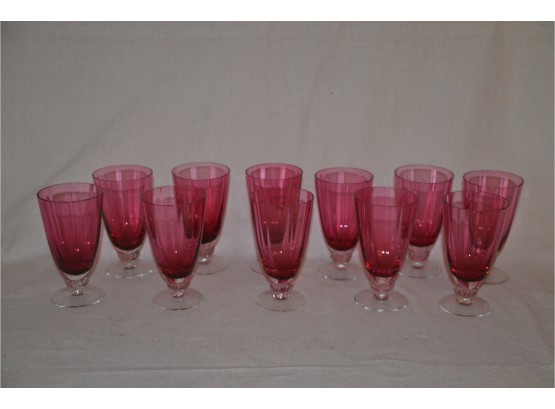 (#26B) Cranberry Drinking Glasses 11 Water 4.5'H (one Chip On Base)